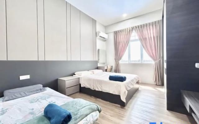 JR Homestay 111 @3rd Mile Big House