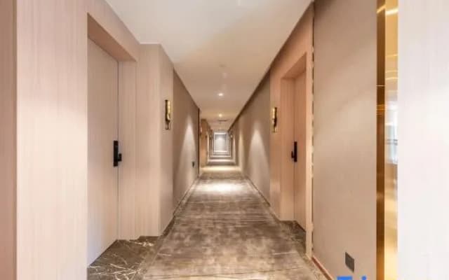 Rezen Hotel (Suqian Wanda Plaza Xiangwang East Road Branch)