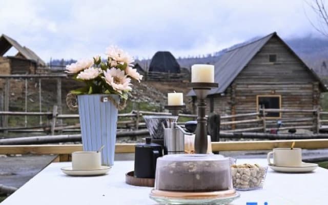 Hemu Zuoan Homestay