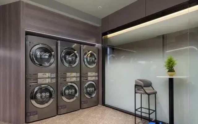 Ordos Dongsheng District National Fitness Center Atour Hotel