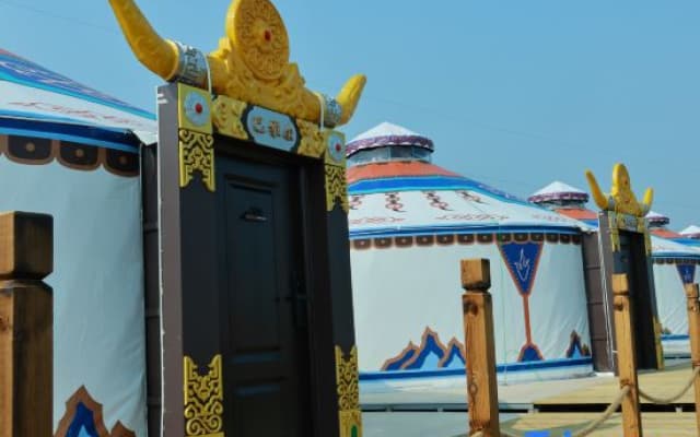 Erguna Never-Setting Sun Manor (Heishantou Town Branch)