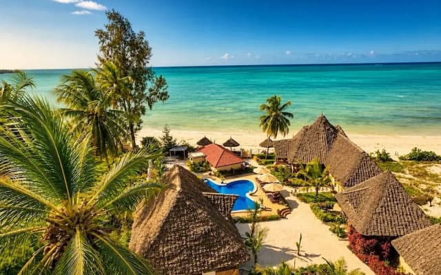 Moayana Liora Zanzibar