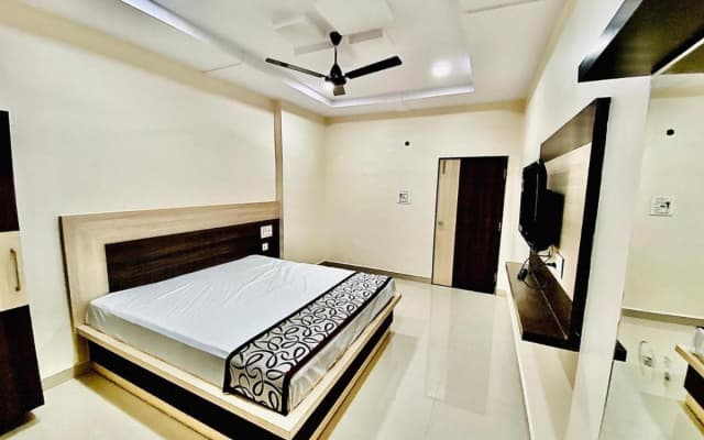 Sri Bhavyaresidency