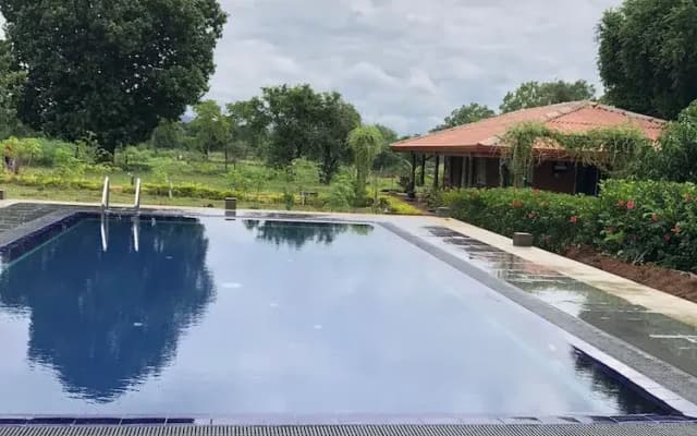 Tiara Elephant Lodge