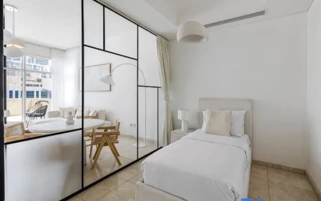 1BR + Extra Room w/ Huge Terrace | Bay Square