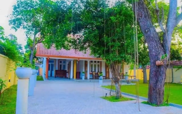 Ace Boutique Airport
