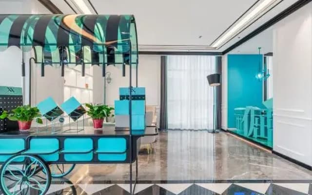 Xana Hotelle Hotel (Kunming Changshui International Airport Bogang Xiandai Plaza)