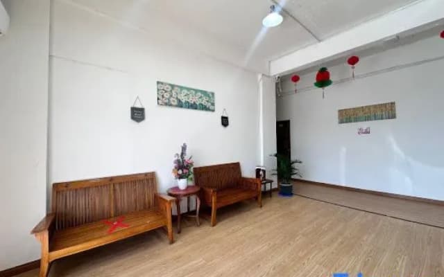 Td Pearl Lodge
