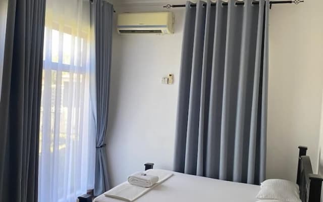 Marbella lodge