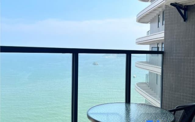 Ou Wei·Xinghai Secret Realm B&B (Yangxi Shapawan Rongsheng Yuhaiwan Store)