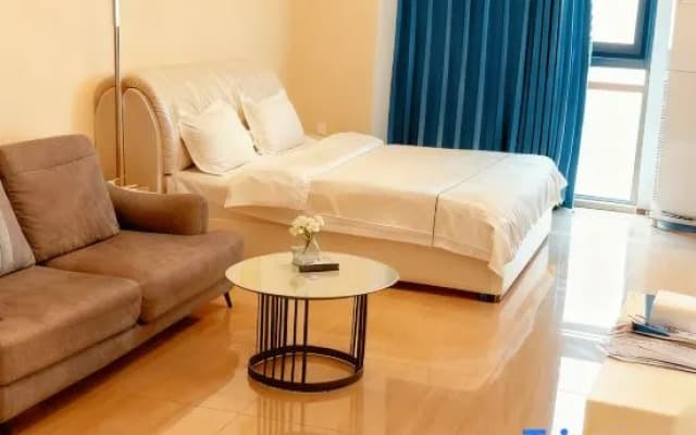 Wuhan Manmiao Homestay (Jinyin Lake Evergrande City Plaza)