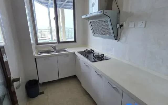 Sanya Red Orange Blue Dragonfly Homestay Hotel (Sanya Bay Haiyue Square Branch)