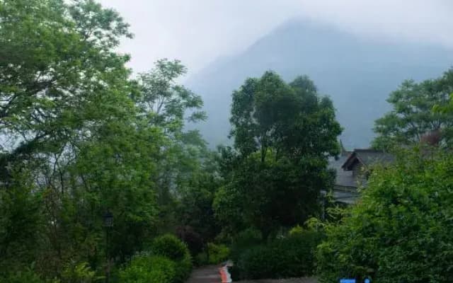 Nature Yaoquan Mountain Residence