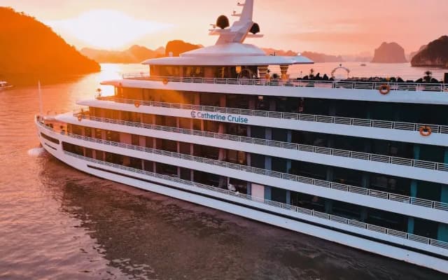 Catherine Cruises