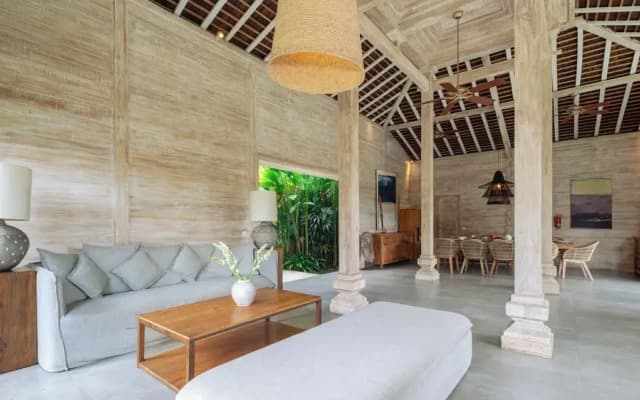 Alea Estate by Villa Finder