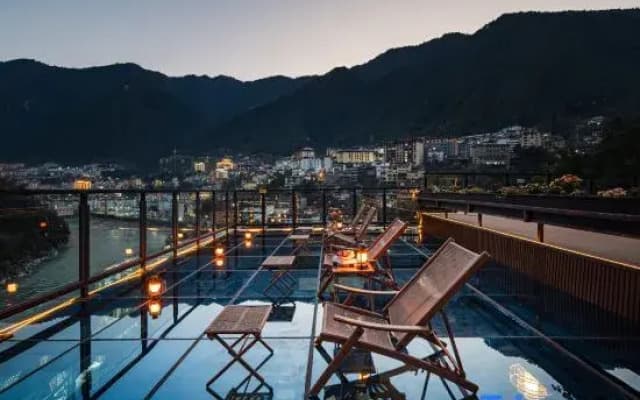 Geya Yunju Hotel (Nujiang Gongshan Branch)