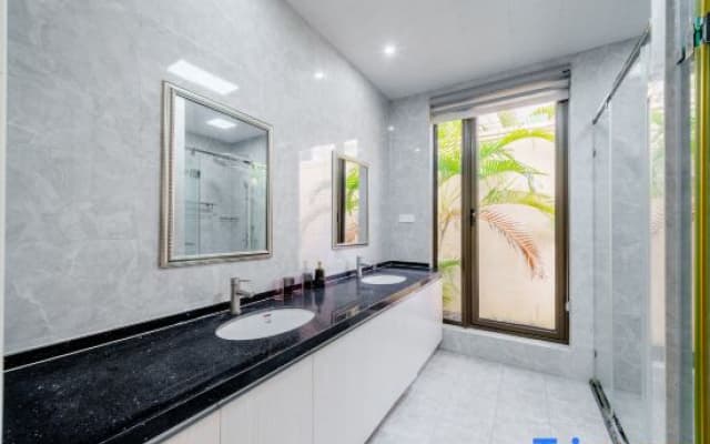 Lingwan No.1 Homestay (Qingshui Bay)
