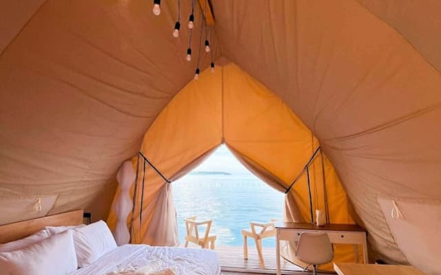 Floating Home in Reef Resort 3
