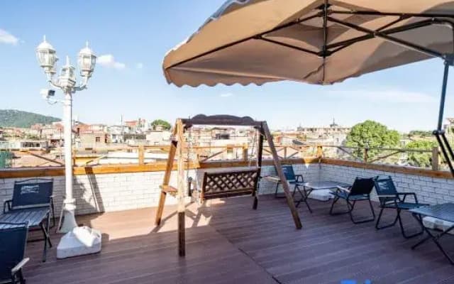 Banchenghua Homestay · (West Street Kaiyuan Temple)