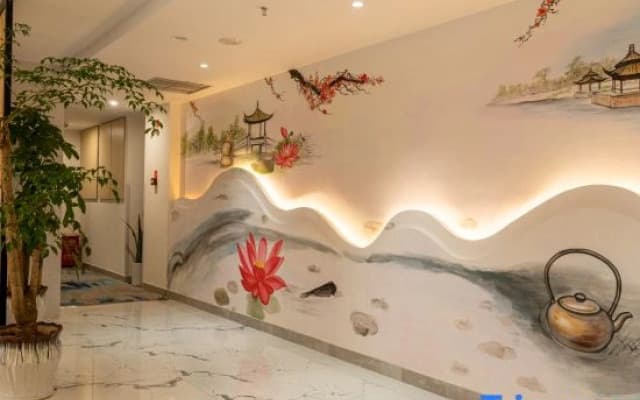 Manshe Hotel (Chongqing Haitangxi Metro Station Store)
