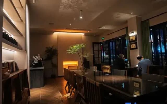 Xiaoshihou. Xiaoshihou Homestay (Border City Chatong Scenic Area)