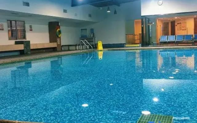 EZ Boomtel Yiyi Courtyard Hotel (Ningbo Old Bund Tianyi Square Store)