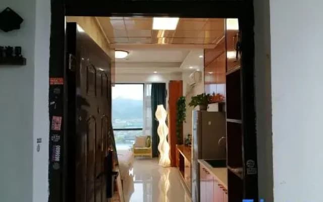 Jingdezhen Youjian Homestay (Taoxichuan Creative Plaza)
