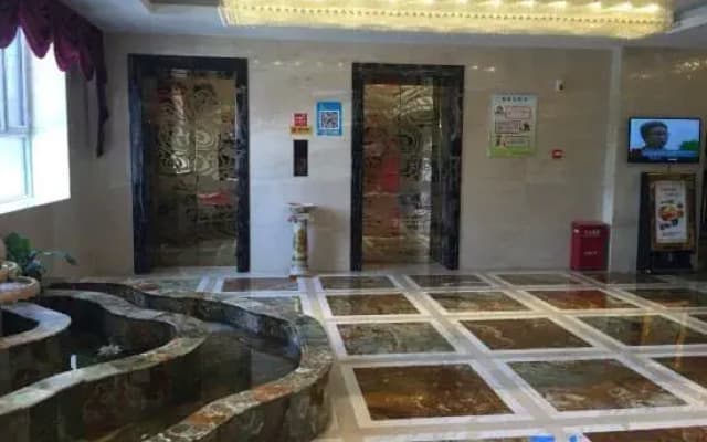 Kaedes Royal Palace International Hotel