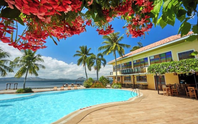 Lakeshore Villas at Club Balai Isabel