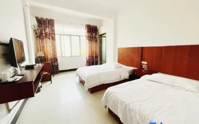 Juyuan Business Hotel