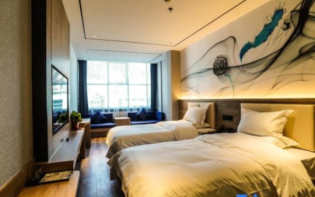 Xiangning New Town Hotel