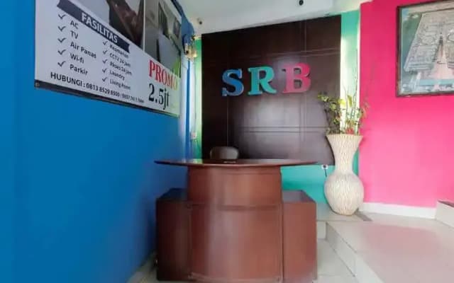Urbanview SRB near Mall Ciputra Cibubur by RedDoorz