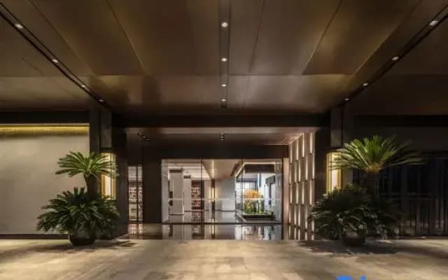 Hanyue Hotel, Guanghan Cultural and Sports Center Location