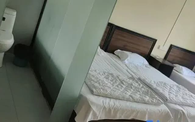 Minquan Guest House