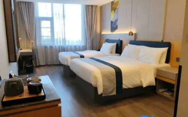 Homeinn Selected Hotel (Lijiang Gucheng South Gate)