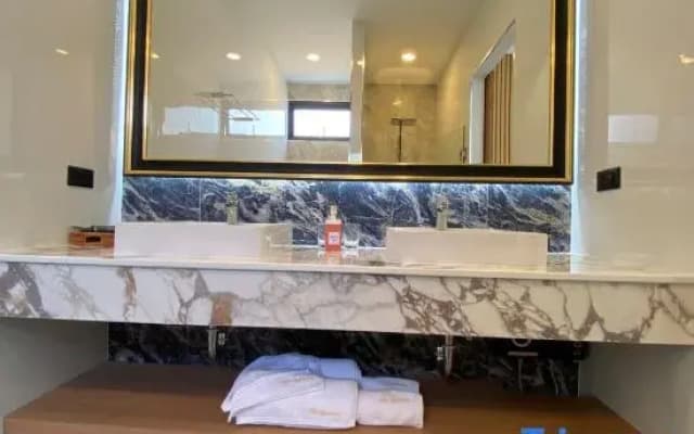 Villa Nadsuree Ao-Nang Luxury Modern House