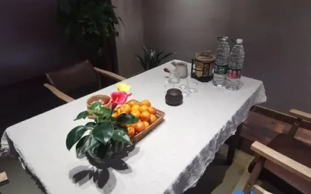 Yueyanglou District Jinxuanjuju