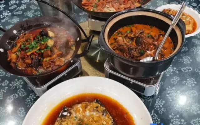 Zhangjiajie Wulingyuan Huaxiang Hotel
