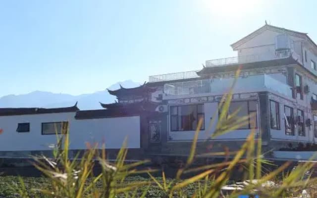 Dali one meter homestay