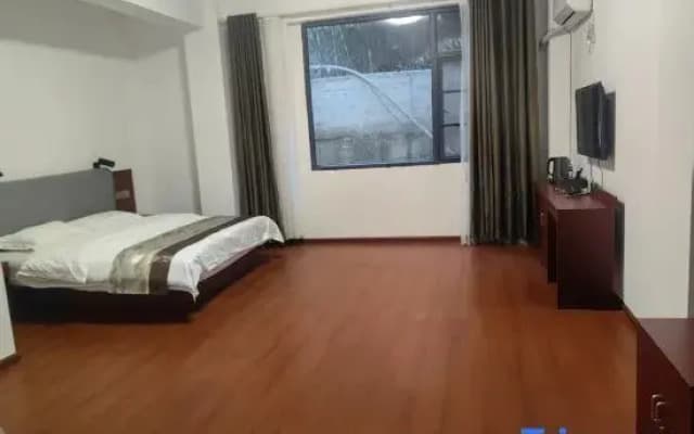 Tiger Leaping Gorge Town Xishe Homestay