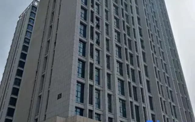 Curry Year Homestay (Xinxiang High-speed Railway East Station Branch)