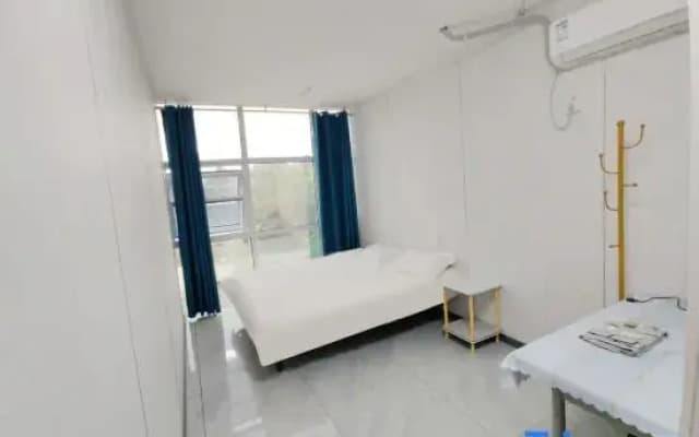 Candy Hotel