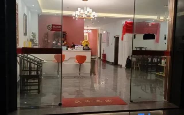 Xinglong Business Hotel (Zhangzhou Haicheng)