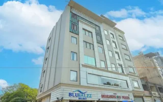 BluSalzz Select City Centre Near Golden Temple