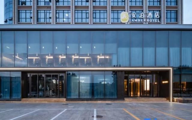 Amber Hotel