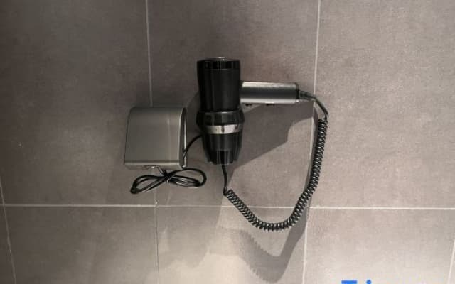 Thunderobot Esports Hotel