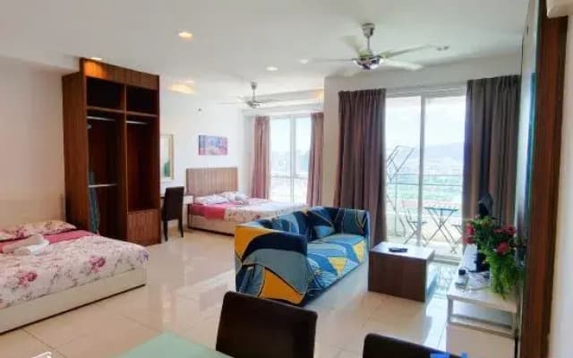 Superior Cozy Studio (2-4pax Mansion One near Gleanegles Hospital, Georgetown Penang