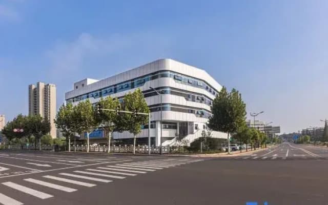 HanTing Hotel (Yixing Dingshuzhen Baolong Plaza)
