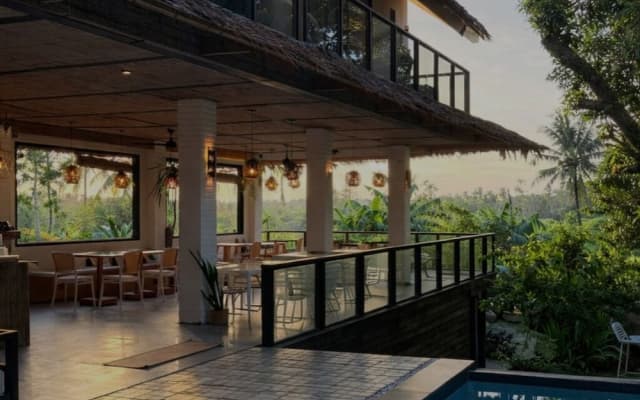 Jungle Nest Resort