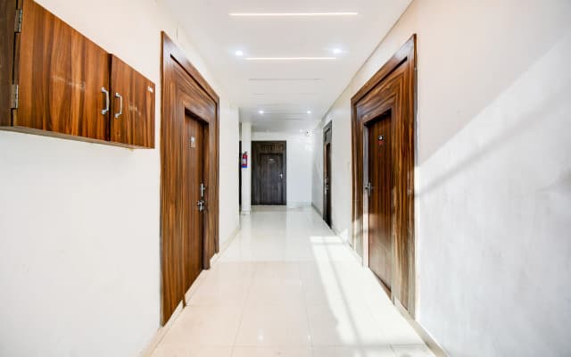 Hotel Shaurya by OYO